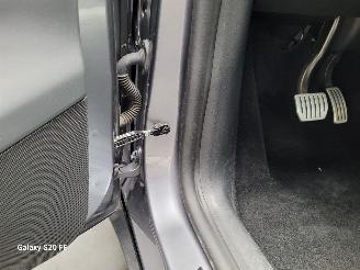 Tesla Model Y Performance 393-KW Automaat AWD picture 10
