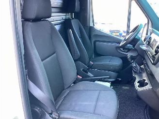 Mercedes Sprinter 211 CDI L2H2 picture 10