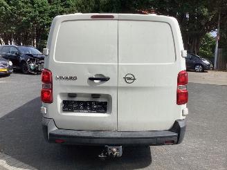 Opel Vivaro 20 CDTI picture 6