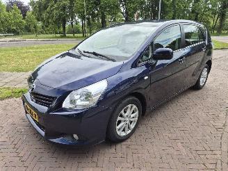 damaged passenger cars Toyota Verso 2.0 D4-4 ASPIRATION 2012/2