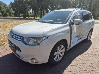 Mitsubishi Outlander 2.0 PHEV INSTYLE+ picture 2