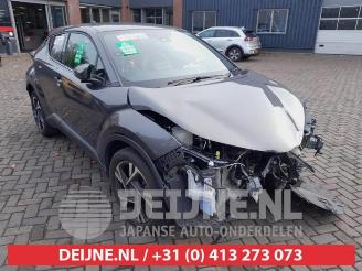 Salvage car Toyota C-HR C-HR (X1,X5), SUV, 2016 1.8 16V Hybrid 2023
