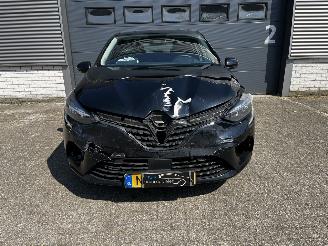 Renault Clio 1.0 TCe CLIMA / CRUISE / NAVI picture 2