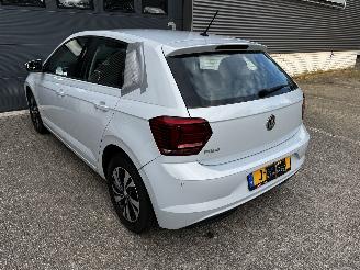 Volkswagen Polo 1.0i CRUISE / NAVI / PDC / DIEFSTALSCHADE picture 16