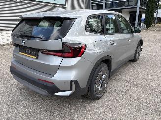 Vaurioauto  passenger cars BMW iX1 eDrive20 67 kWh 2024/3