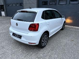 Volkswagen Polo 1.0i SOUND / CLIMA / NAVI / PDC picture 22