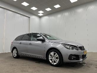 Voiture accidenté Peugeot 308 SW 1.2 PureTech Executive Panoramadak Navi Clima 2019/8