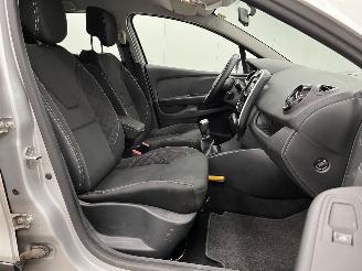 Renault Clio 0.9 TCe Limited Navi Airco picture 9