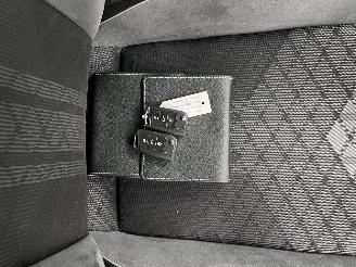 Volkswagen Tiguan 1.5 TSI DSG R-Line Business Navi Clima picture 15