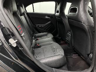 Mercedes A-klasse 180d Autom. AMG Navi Clima picture 10