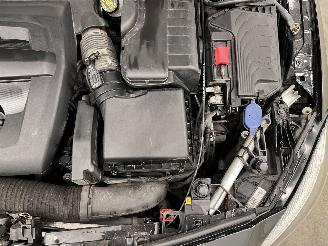 Mercedes A-klasse 180d Autom. AMG Navi Clima picture 15