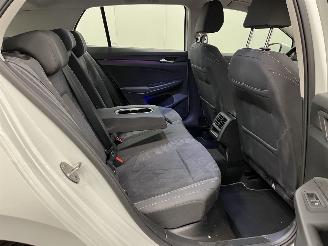 Volkswagen Golf 1.0 TSI Life 5-drs Navi Clima picture 10