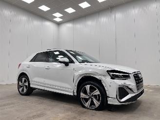 krockskadad bil auto Audi Q2 1.5 TSI S-Tronic S-Line Panoramadak Navi Clima 2024/6
