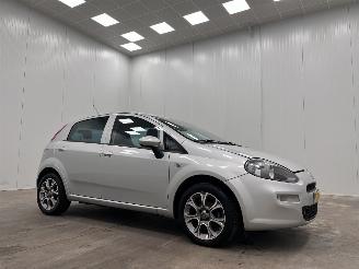 krockskadad bil auto Fiat Punto Evo 0.9 TwinAir Sempre 5-drs Navi Clima 2018/2