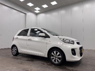 krockskadad bil auto Kia Picanto 1.0 CVVT First Edition Clima 2016/2
