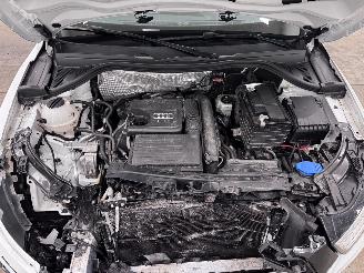 Audi Q3 1.4 TFSI S-Tronic S-Line Navi Clima picture 15