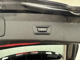 BMW X1 sDrive18i Autom. Panoramadak Business Edition Plus picture 14