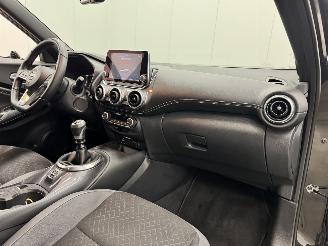 Nissan Juke 1.0 DIG-T N-Connecta Clima picture 8