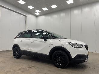 krockskadad bil auto Opel Crossland X 1.2 Turbo 120 Jaar Edition Navi Airco 2020/1