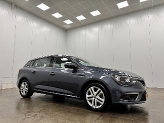 skadebil auto Renault Mégane Estate 1.2 TCe Zen Navi Clima 2017/9