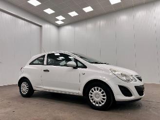krockskadad bil auto Opel Corsa 1.2 EcoFlex Selection Airco 2013/10