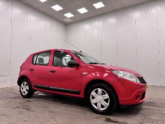 krockskadad bil auto Dacia Sandero 1.2 Ambiance Airco 2010/6