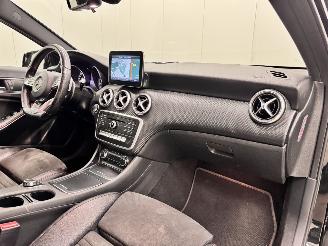 Mercedes A-klasse 180 Autom. AMG Navi Clima picture 12