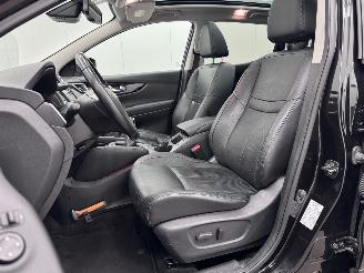 Nissan Qashqai 1.2 Tekna Panoramadak Navi Clima picture 9