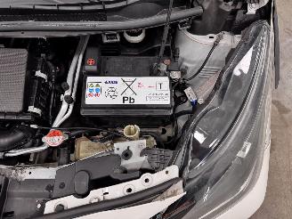 Toyota Aygo 1.0 VVT-i x-wave Cabrio 5-drs Airco picture 16