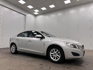 škoda osobní automobily Volvo S-60 1.6 T3 Kinetic Navi Clima 2012/6