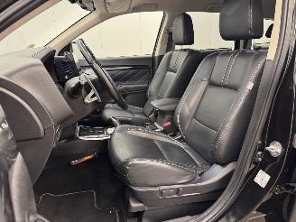 Mitsubishi Outlander 2.0 PHEV 4WD Instyle Navi Clima picture 8