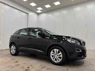 skadebil auto Peugeot 3008 1.2 Autom. PureTech Executive Navi Clima 2020/10