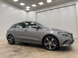 škoda osobní automobily Mercedes B-klasse 180 Luxury Line Panoramadak Navi clima 2024/1