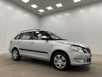 Voiture accidenté Skoda Fabia Combi 1.2 TSI Navi Clima 2013/10