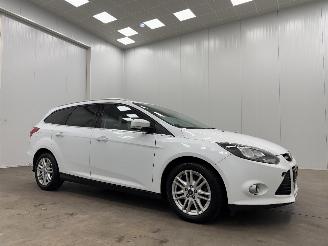 krockskadad bil auto Ford Focus Wagon 1.0 EcoBoost Edition 2014/6