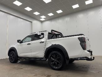 Isuzu D-Max 1.9 Autom. V-Cross DC 4wd Clima picture 3
