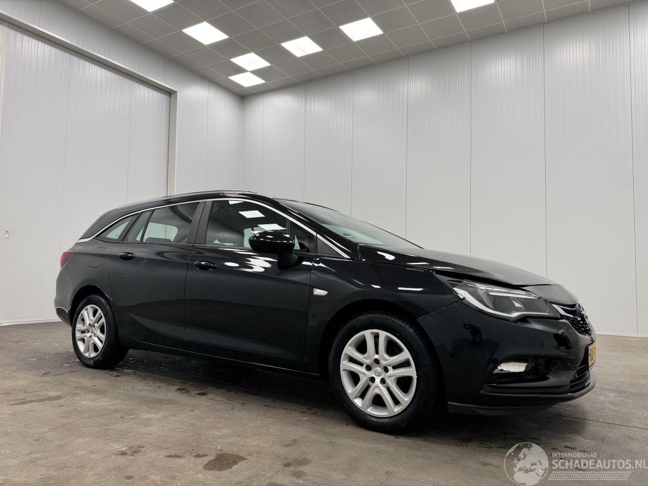 Opel Astra Sport Tourer 1.4 Online Edition Navi Clima