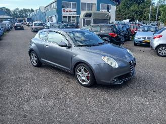 krockskadad bil auto Alfa Romeo MiTo MiTo (955) Hatchback 1.4 Turbo 16V (198.A.4000) [88kW 2009/12