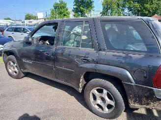 krockskadad bil auto Chevrolet TrailBlazer TrailBlazer (KC) SUV 4.2 24V AWD (LL8(L6-254)) [217kW 2005/9