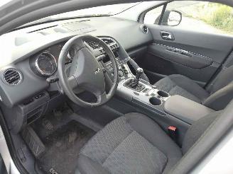 Peugeot 3008 3008 I (0U/HU) MPV 1.6 VTI 16V (EP6C(5FS)) [88kW] picture 6