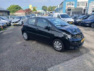 Toyota Yaris Yaris III (P13) Hatchback 1.33 16V Dual VVT-I (1NRFE) [73kW picture 2