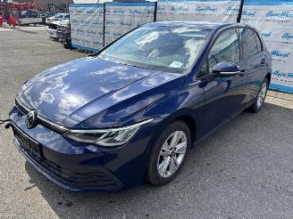 Voiture accidenté Volkswagen Golf Life 1.5 (96kW) 2020/7