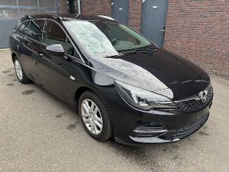 Opel Astra Sportstourer 1.2 Turbo Business Start/Stop MOTOR DEFECT! picture 2