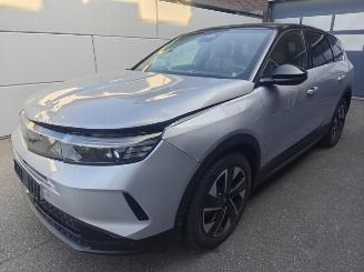 Damaged car Opel Grandland (X) GS Hybrid 107 KW mild Hybrid 2025/4