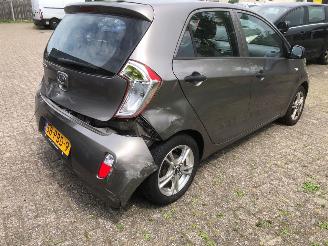 Kia Picanto  picture 8