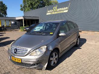 uszkodzony samochody osobowe Mercedes B-klasse  2008/4