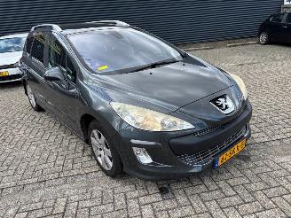 Peugeot 308  picture 2