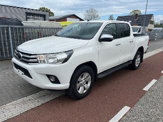 danneggiata veicoli commerciali Toyota Hilux 2.4 D-4D 110KW AUTOM. DOUBLE CAB. KLIMA 4WD EURO6 2019/6