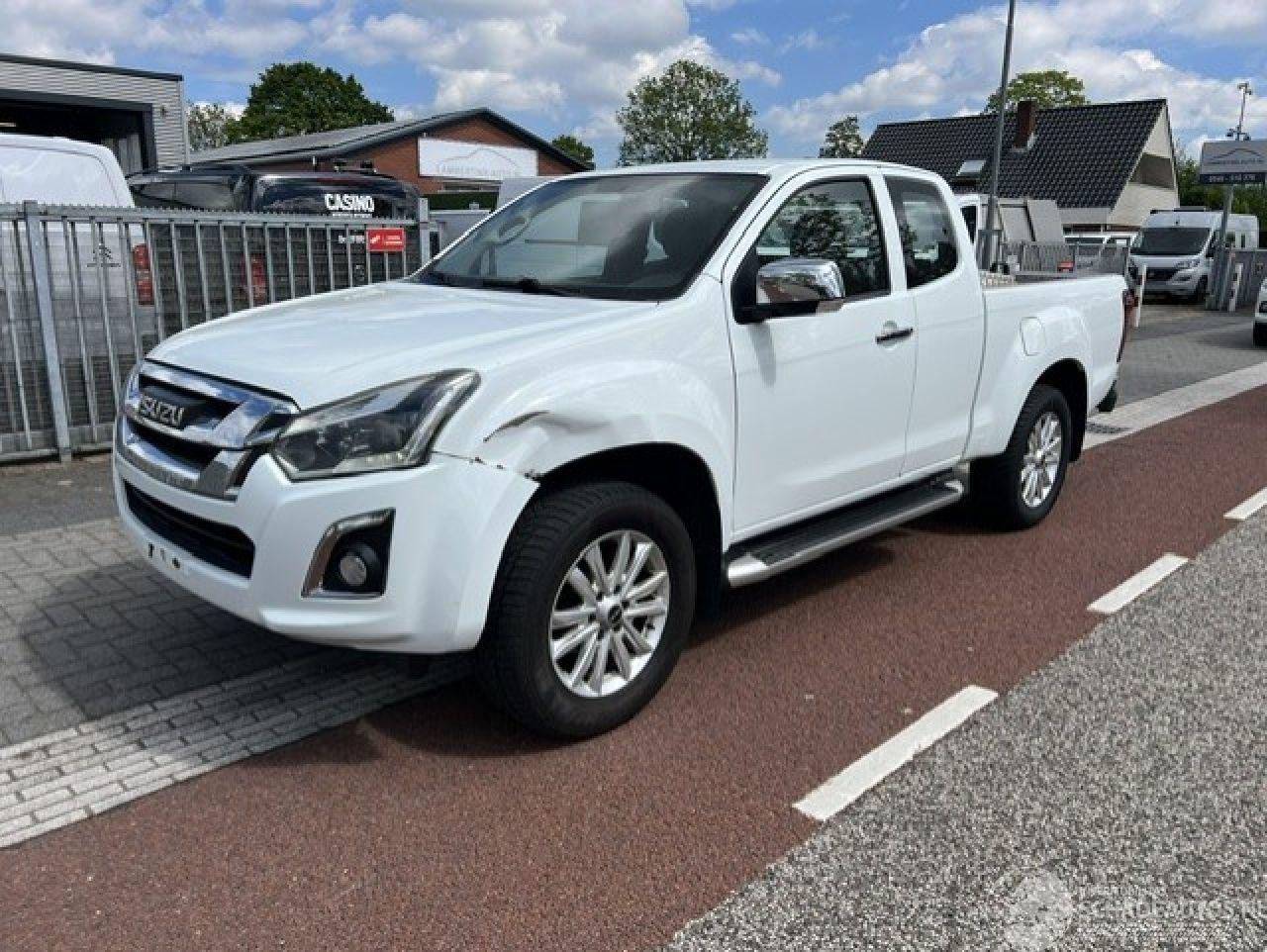 Isuzu D-Max 1.9D 120KW EXTRA CAB  AUTM.  AIRCO KLIMA EURO6 4WD