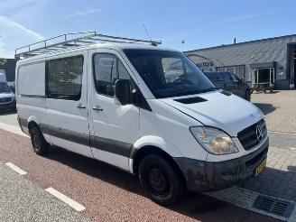 krockskadad bil bedrijf Mercedes Sprinter 313 CDI 95KW 366 L2H1 LANG  EURO5 2013/6